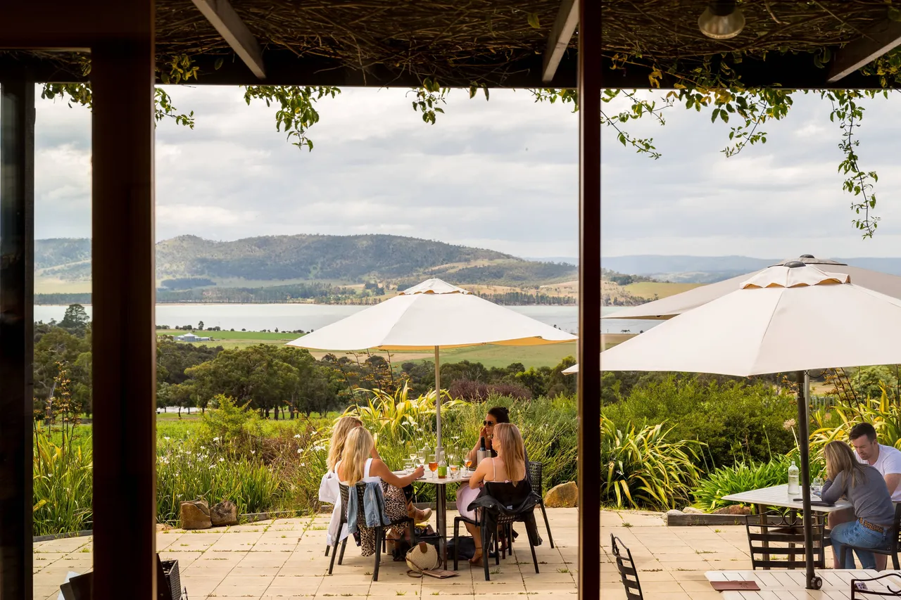 Lindenderry at Red Hill - private wine charter weekend on the Mornington Peninsula